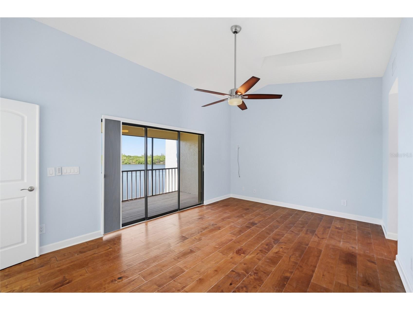 1070 Sanabel Court NE Saint Petersburg FL 33702 - RIVIERA BAY TB8509601 image21