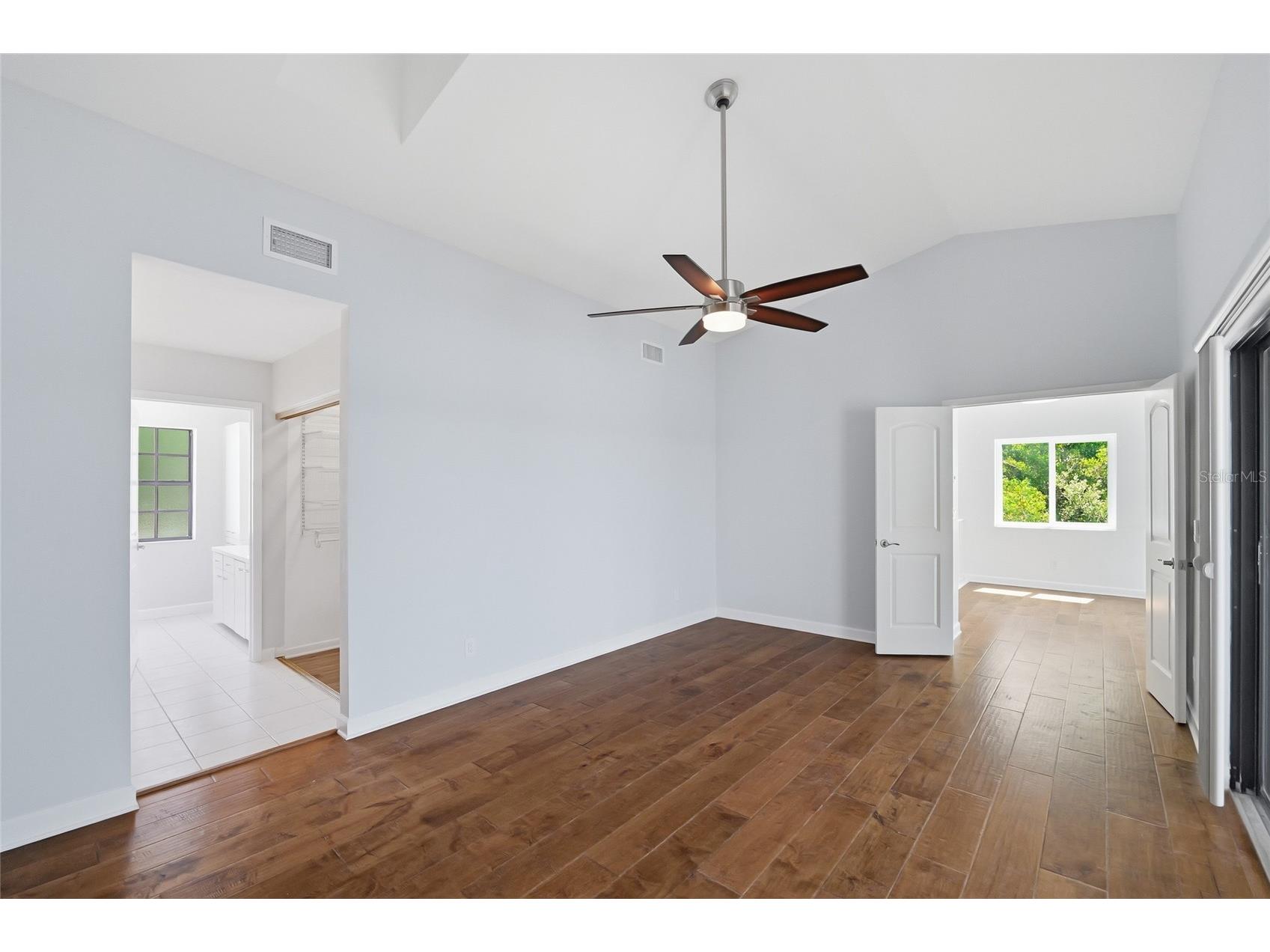 1070 Sanabel Court NE Saint Petersburg FL 33702 - RIVIERA BAY TB8509601 image22
