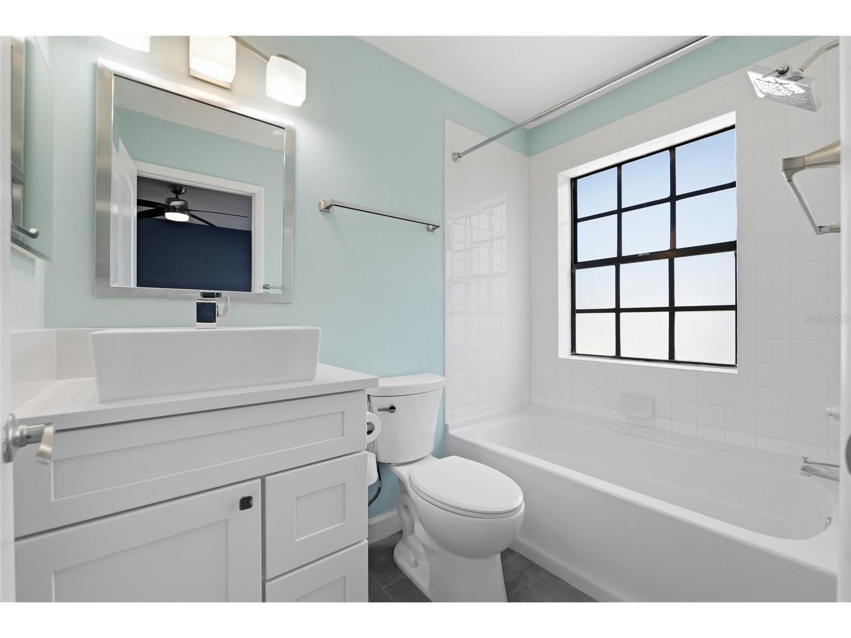 1070 Sanabel Court NE Saint Petersburg FL 33702 - RIVIERA BAY TB8509601 image26