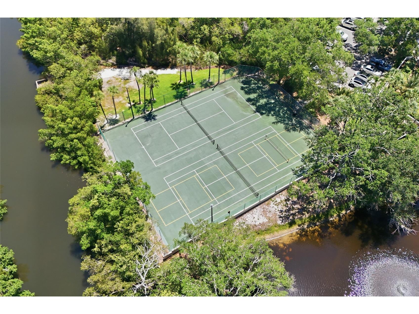 1070 Sanabel Court NE Saint Petersburg FL 33702 - RIVIERA BAY TB8509601 image50
