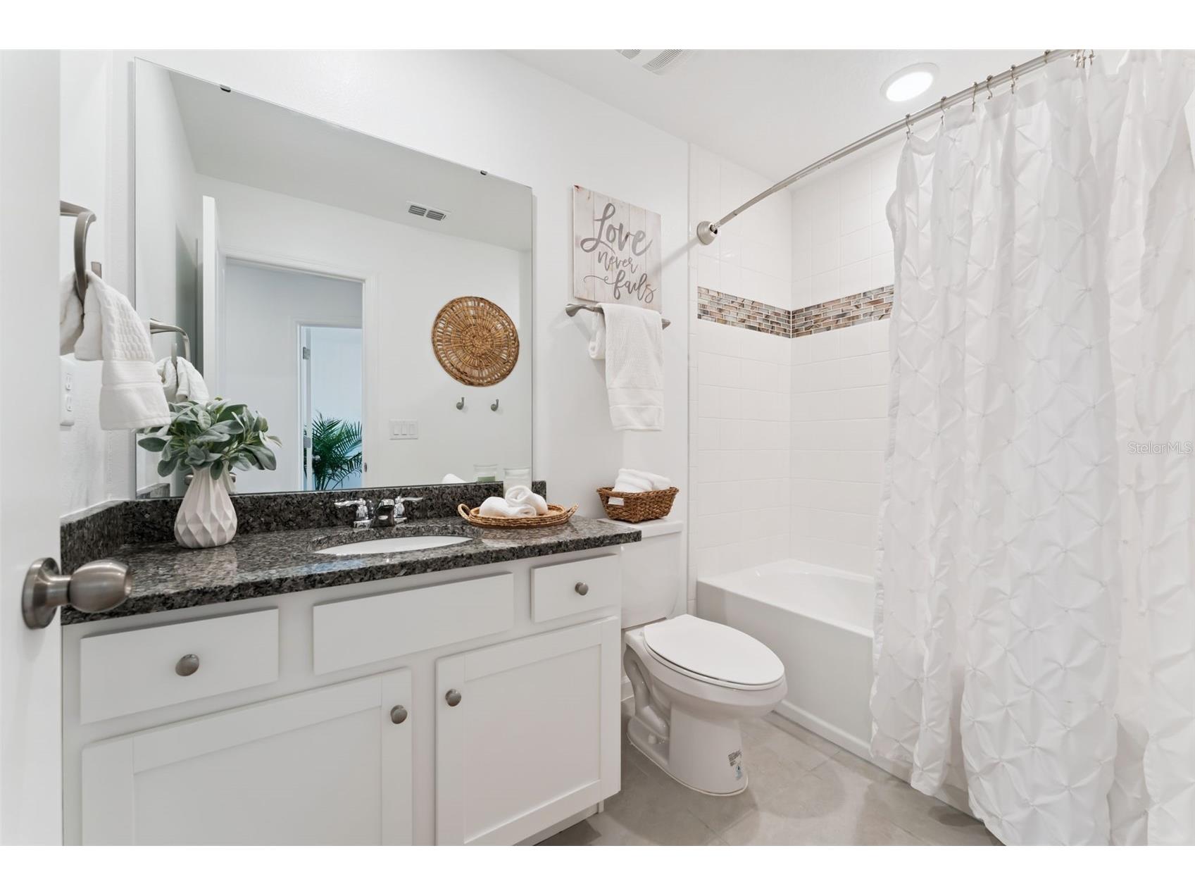 1070 Spring Palms Loop Orlando FL 32828 O6410896 image13