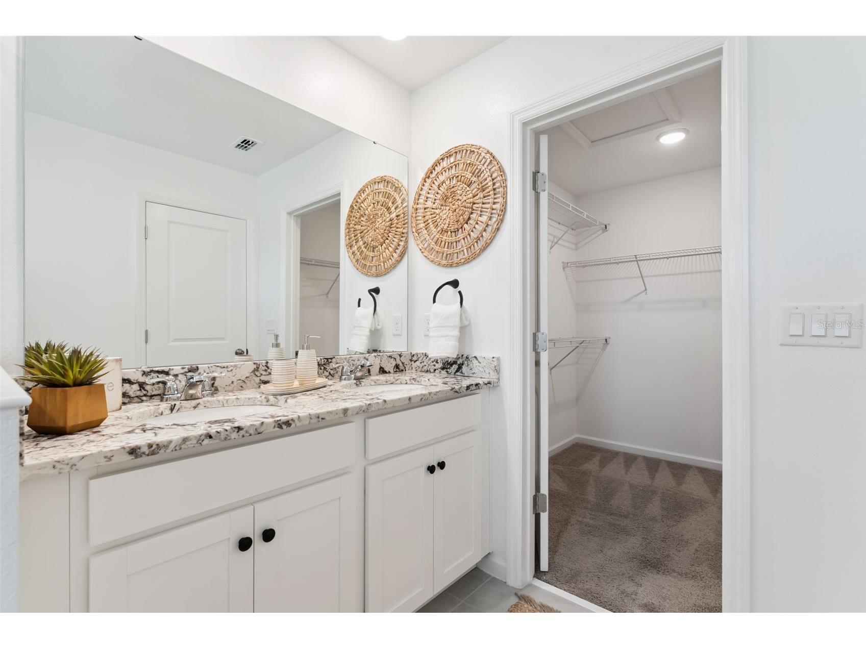 1070 Spring Palms Loop Orlando FL 32828 O6410896 image9