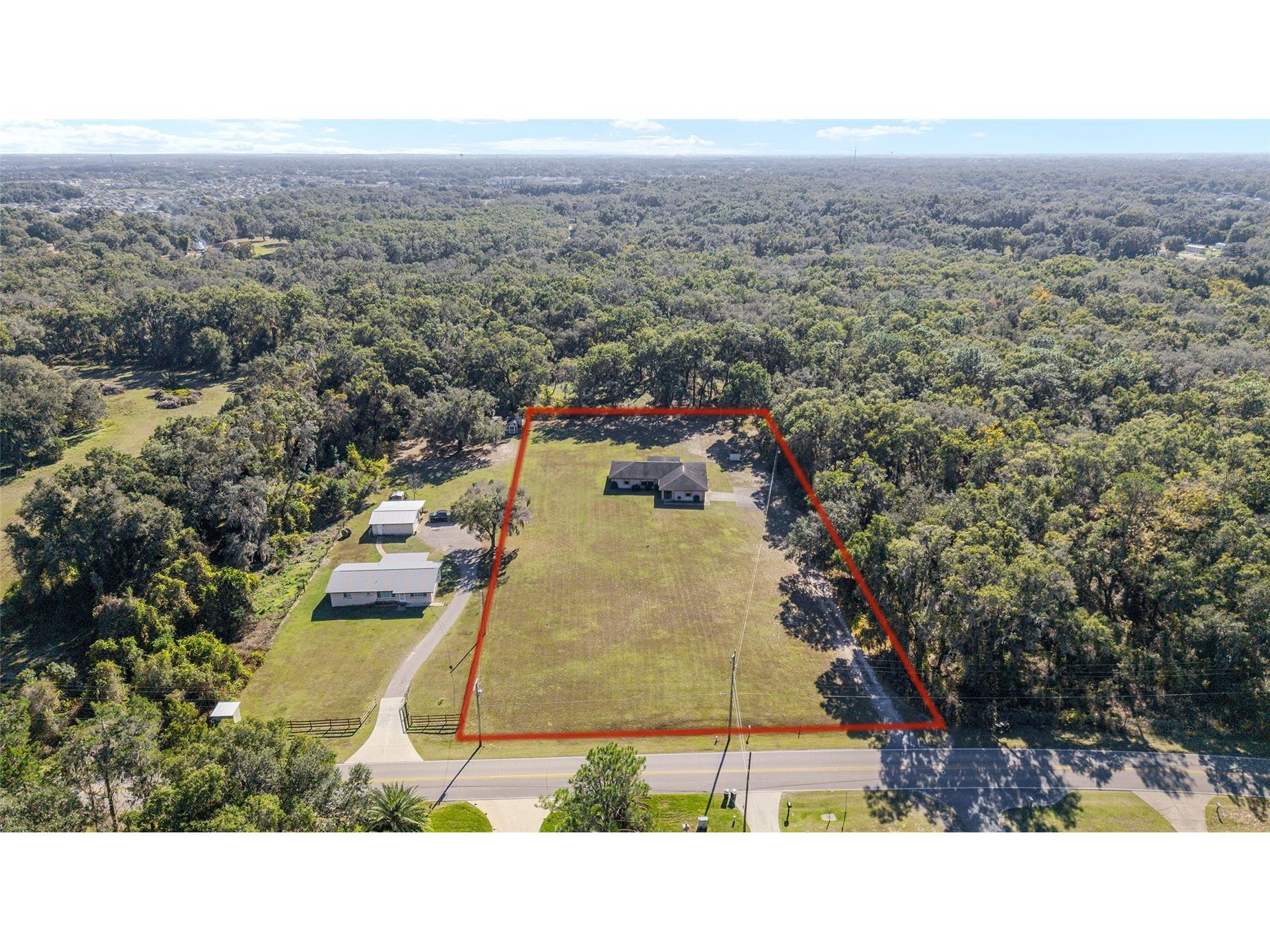 10700 SE Sunset Harbor Road Summerfield FL 34491 OM715053 image1