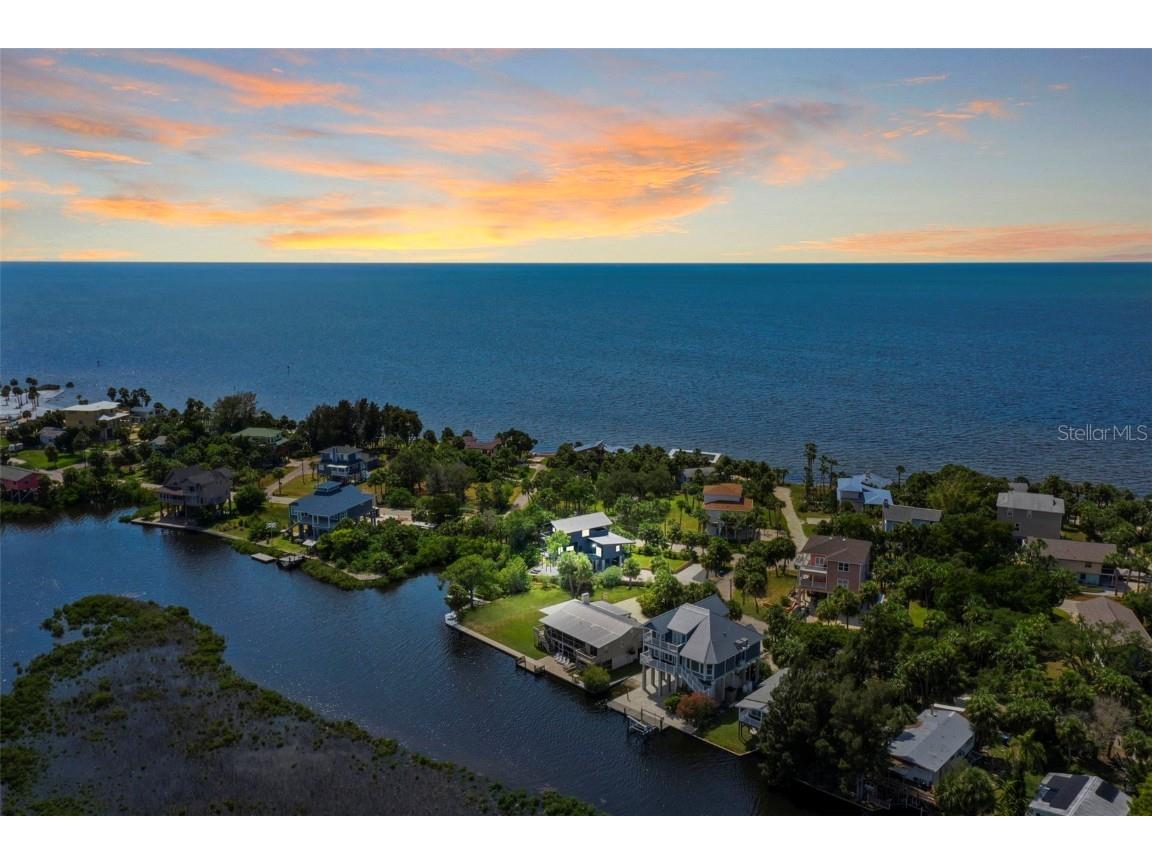 10701 Pine Island Drive Weeki Wachee FL 34607 TB8403107 image10