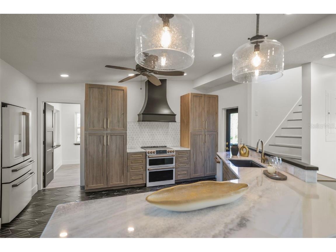 10701 Pine Island Drive Weeki Wachee FL 34607 TB8403107 image13