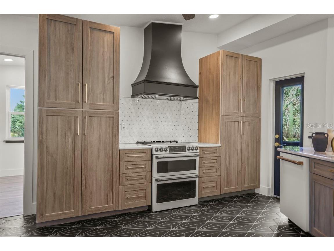 10701 Pine Island Drive Weeki Wachee FL 34607 TB8403107 image26