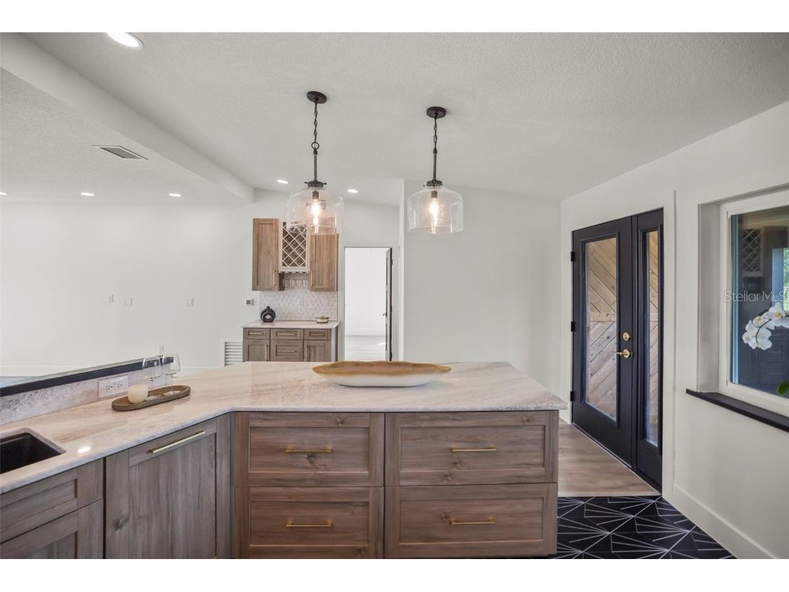 10701 Pine Island Drive Weeki Wachee FL 34607 TB8403107 image31