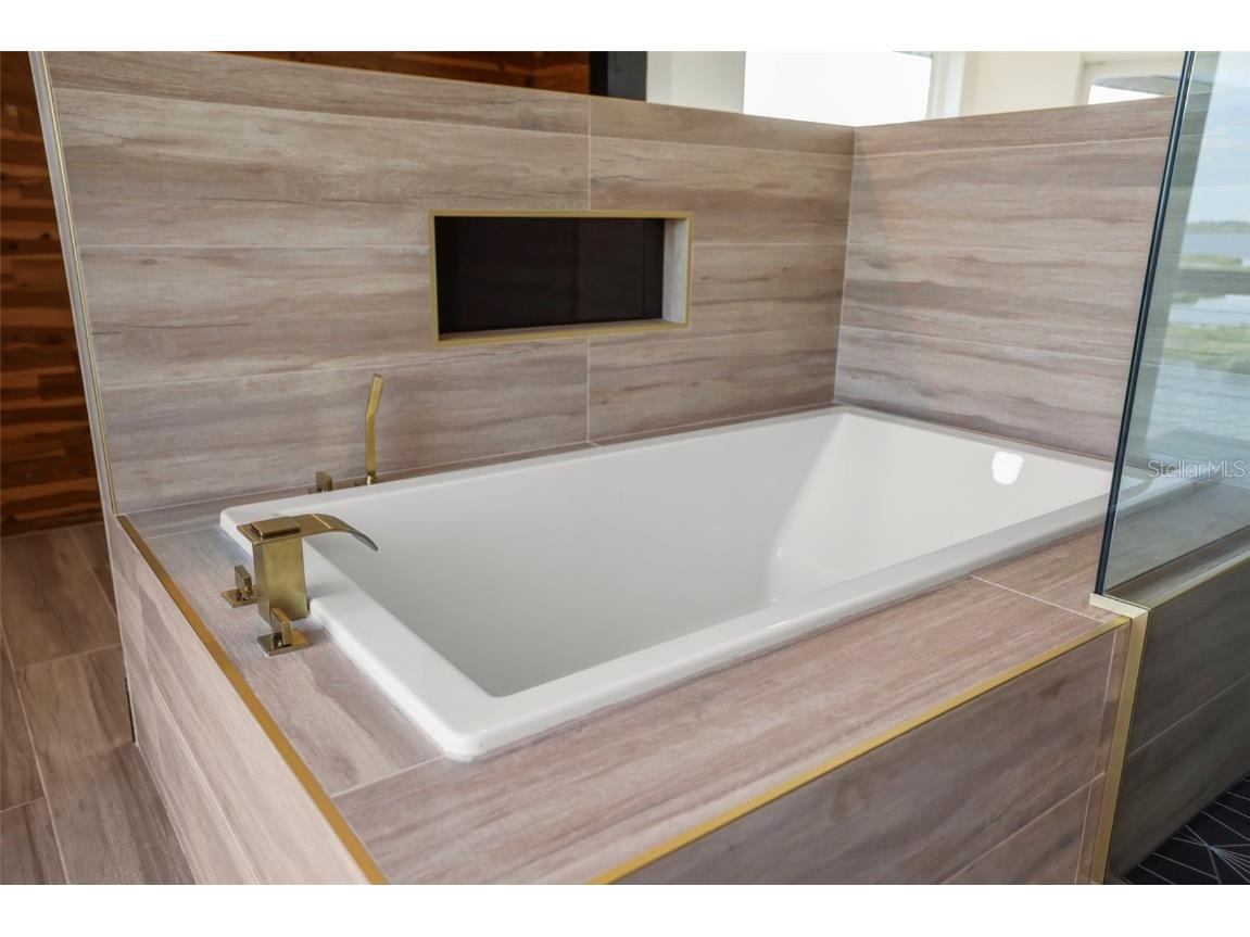 10701 Pine Island Drive Weeki Wachee FL 34607 TB8403107 image47