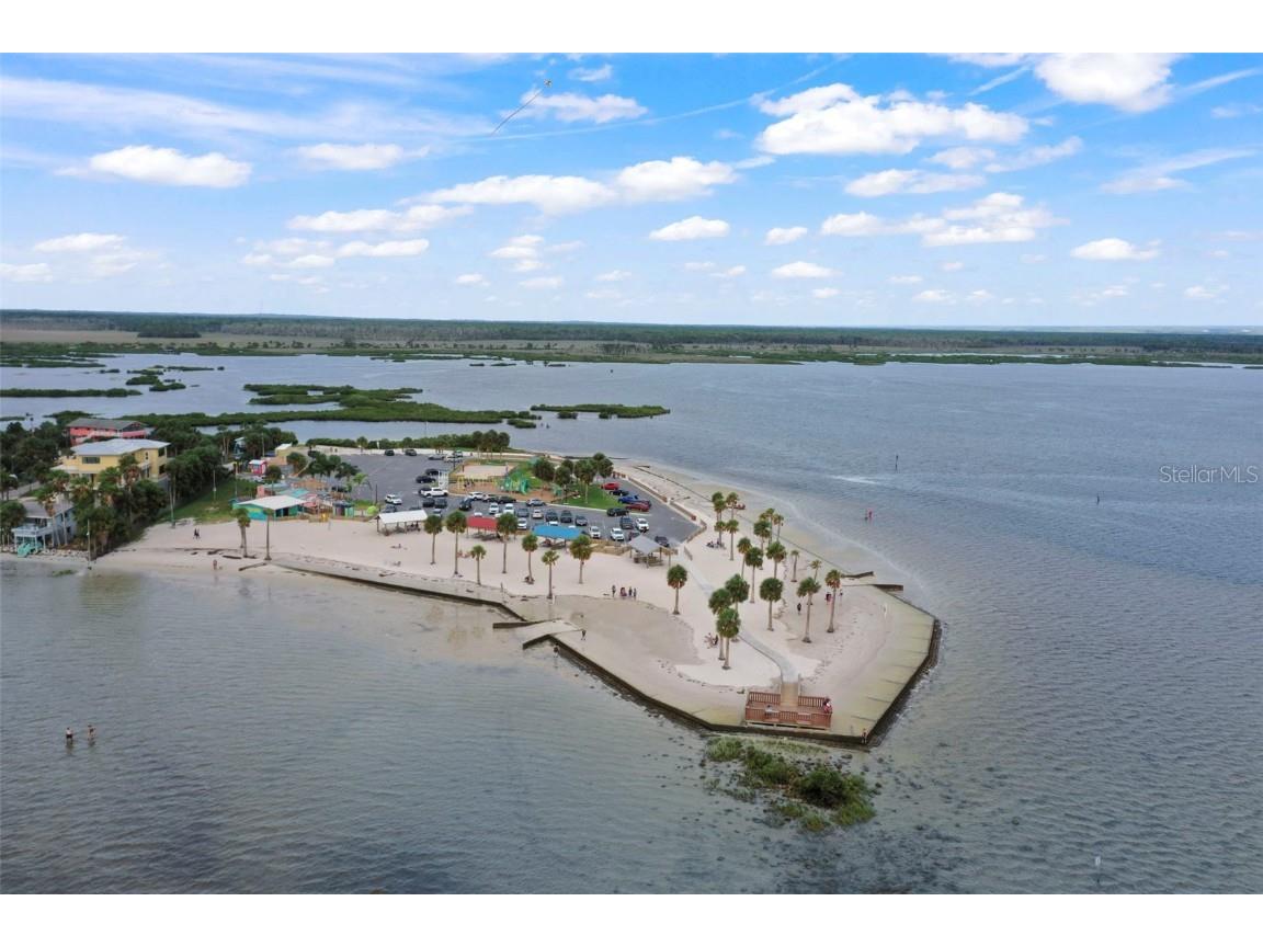 10701 Pine Island Drive Weeki Wachee FL 34607 TB8403107 image88