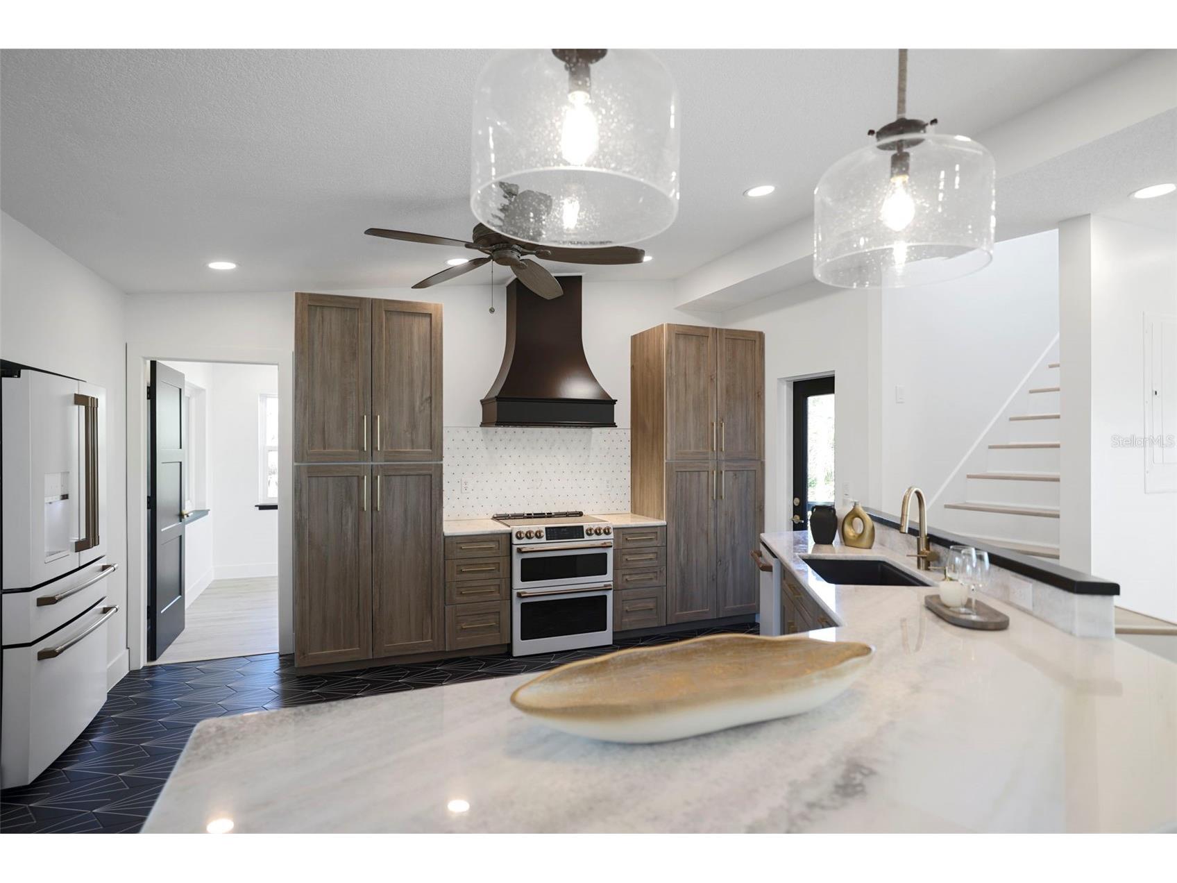 10701 Pine Island Drive Weeki Wachee FL 34607 TB8503685 image8