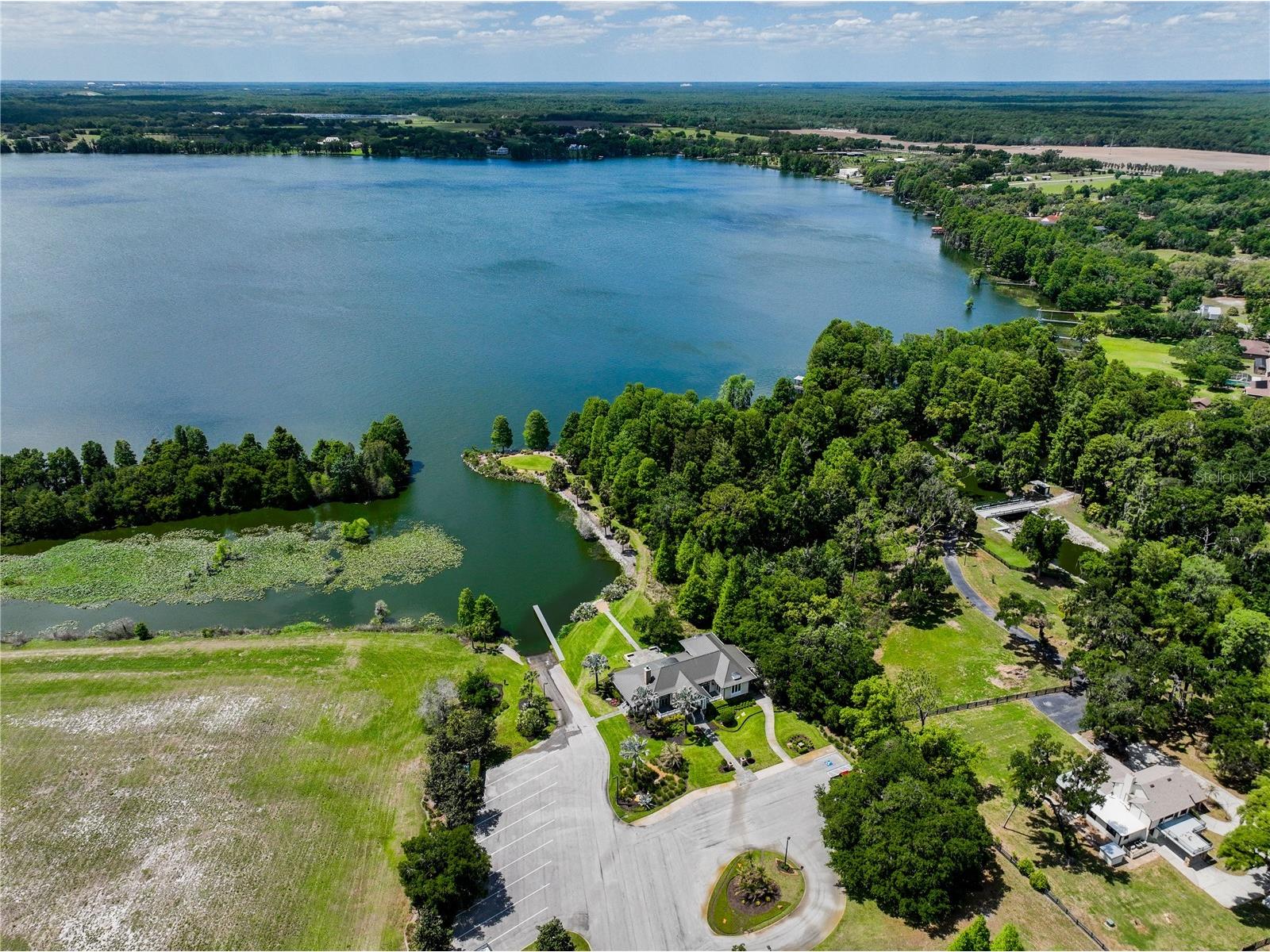 10702 Osprey Landing Way Thonotosassa FL 33592 - LAKE THONOTOSASSA TB8510336 image3