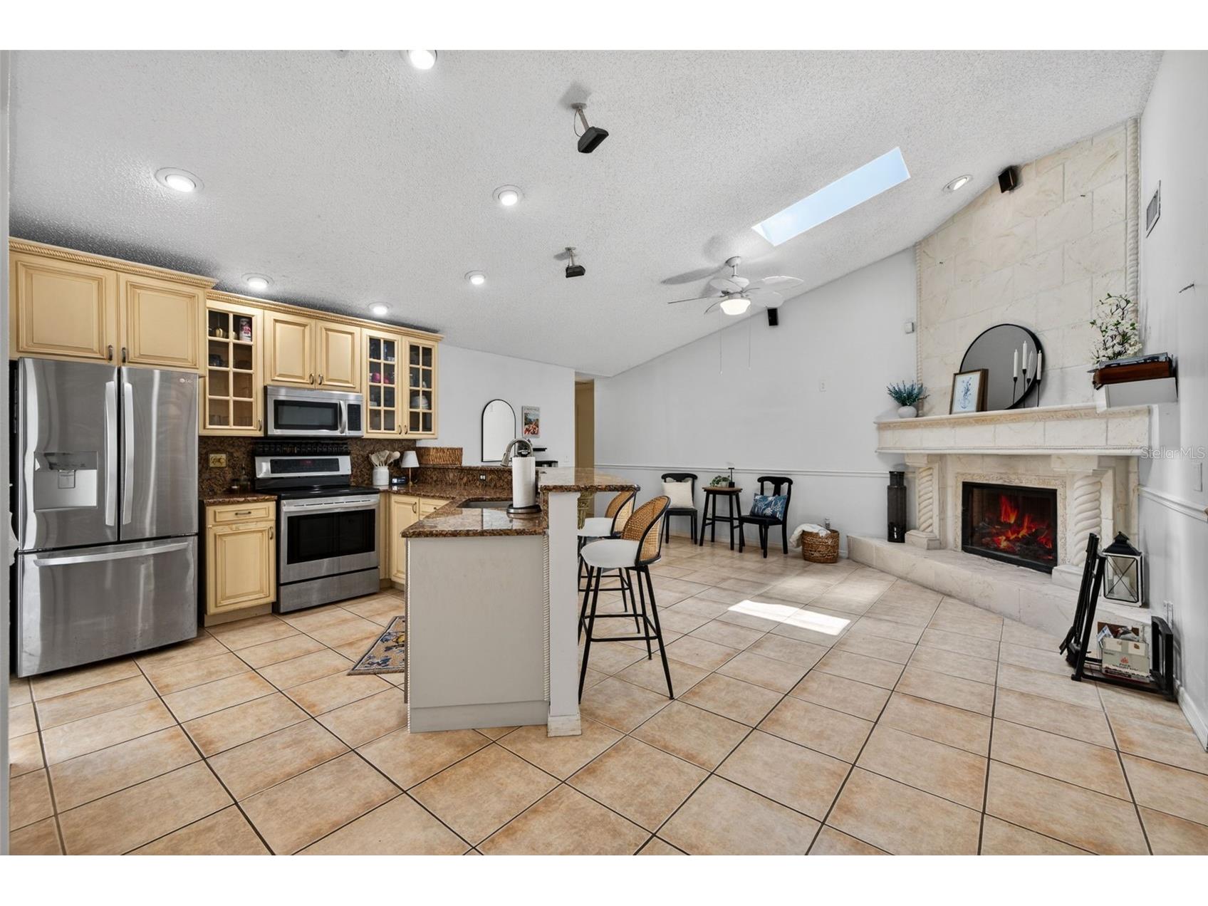 10705 Out Island Drive Tampa FL 33615 - COVE LAKE TB8512234 image10