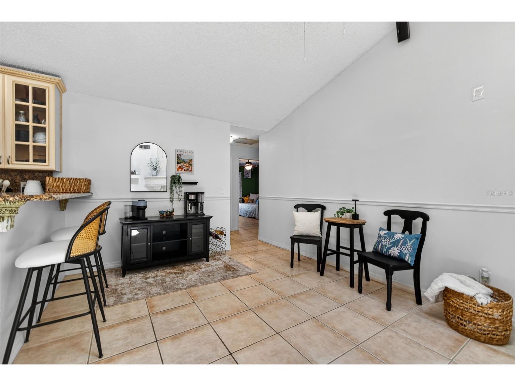 10705 Out Island Drive Tampa FL 33615 - COVE LAKE TB8512234 image17