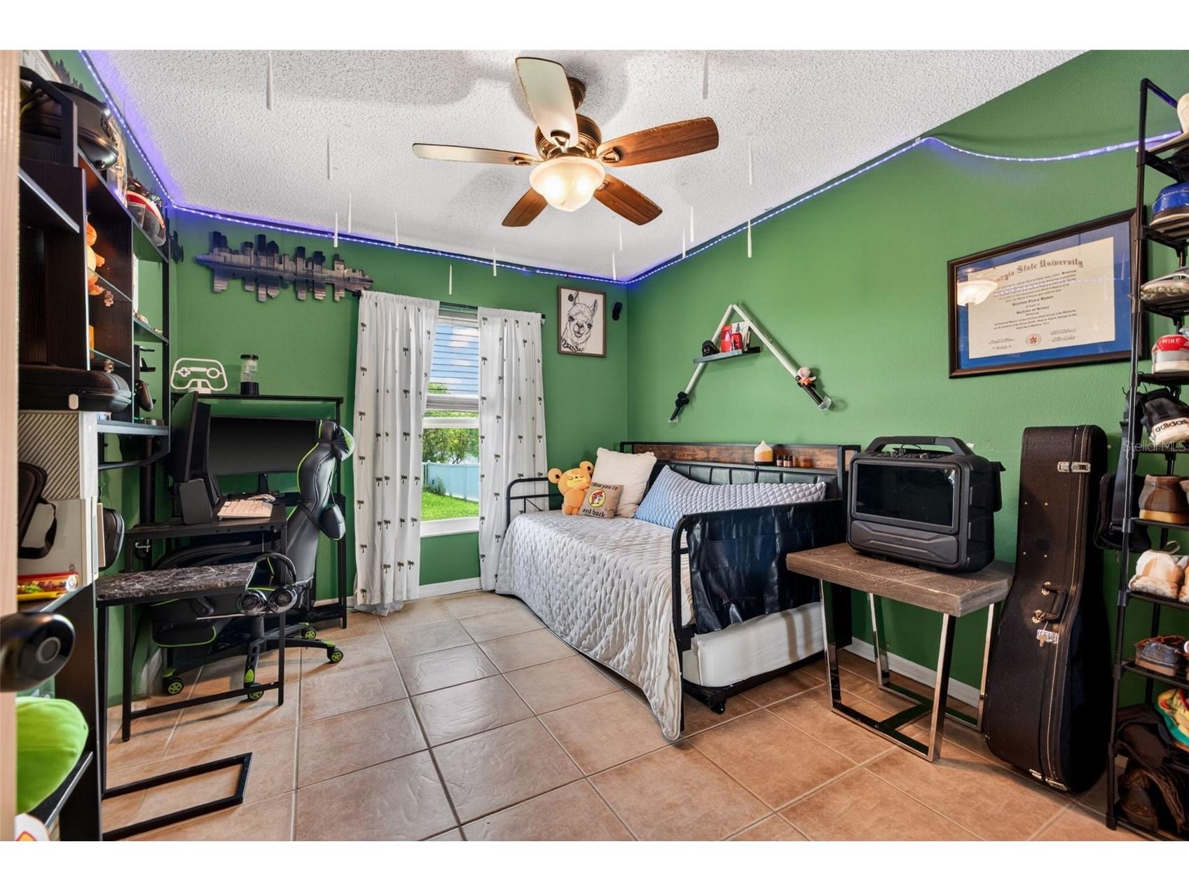 10705 Out Island Drive Tampa FL 33615 - COVE LAKE TB8512234 image25