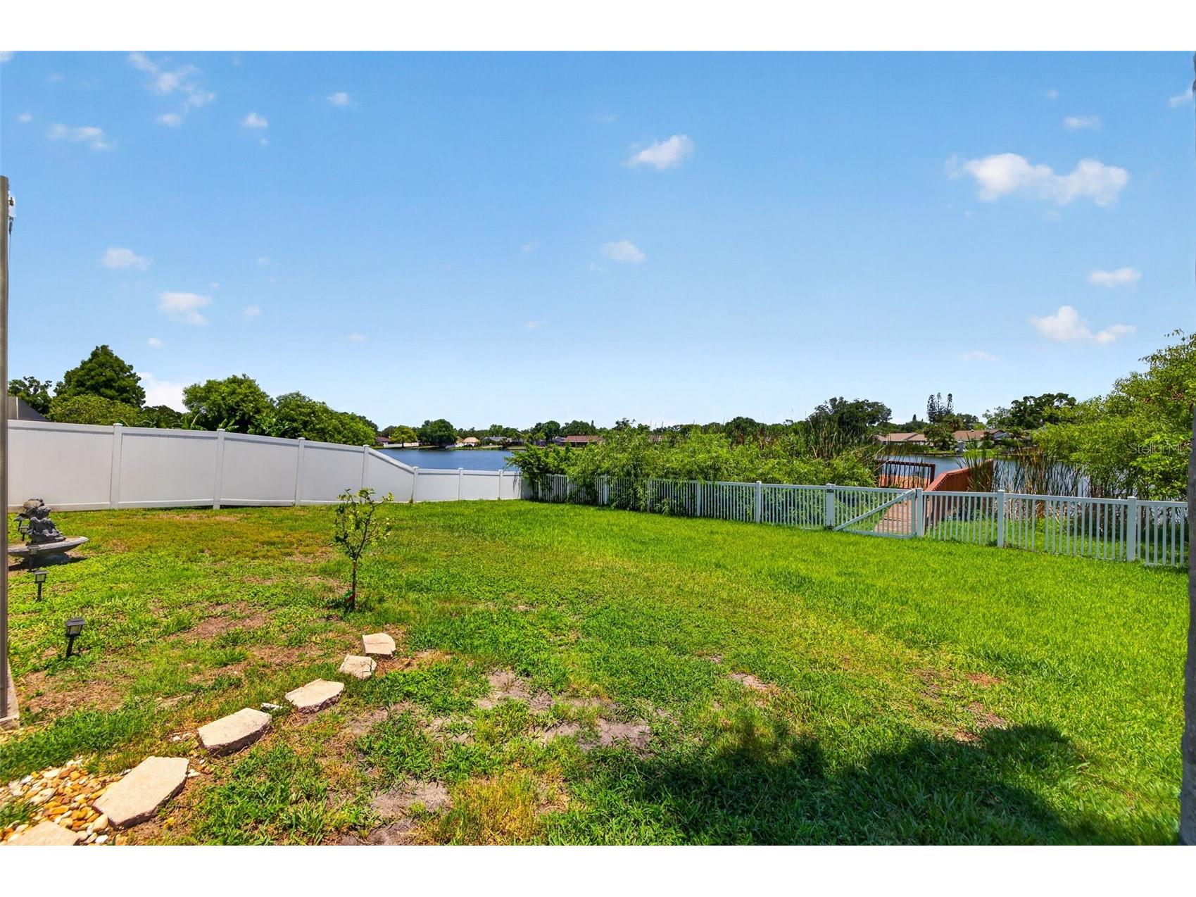 10705 Out Island Drive Tampa FL 33615 - COVE LAKE TB8512234 image33