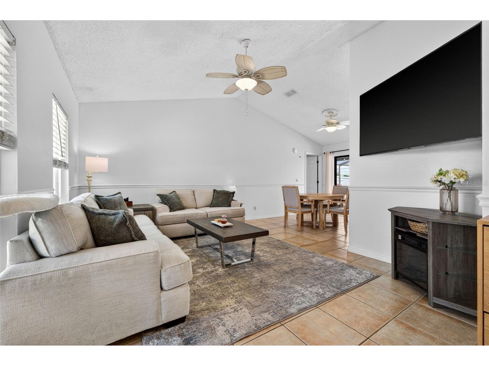 10705 Out Island Drive Tampa FL 33615 - COVE LAKE TB8512234 image4