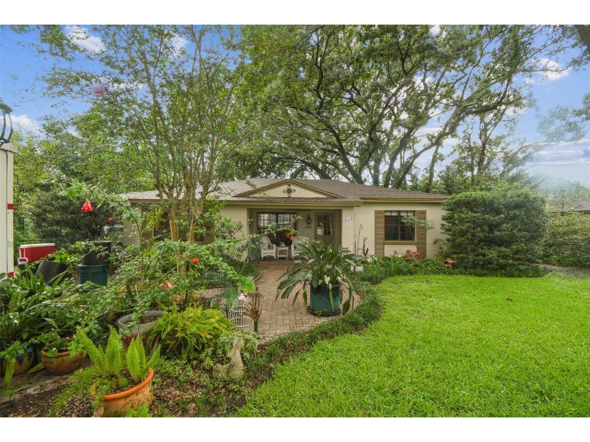 10708 N. Waterhole Place Tampa FL 33612 TB8402956 image1