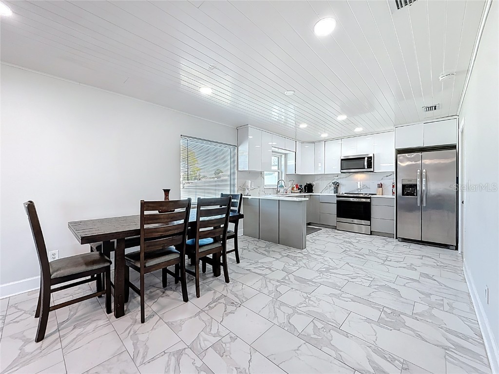 10709 Donbrese Avenue Tampa FL 33615 TB8453149 image10