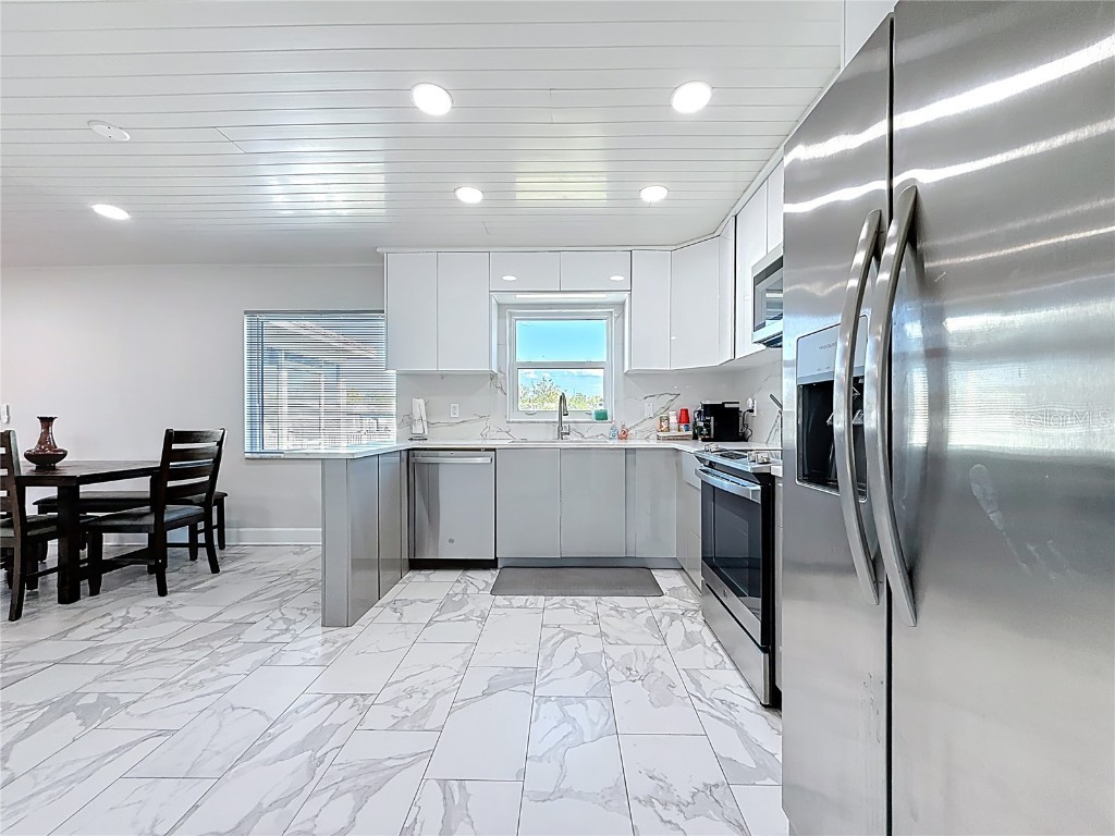 10709 Donbrese Avenue Tampa FL 33615 TB8453149 image14