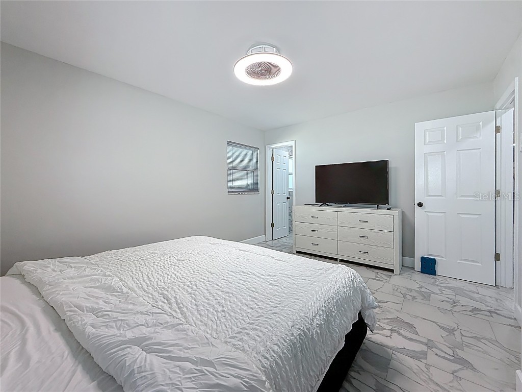 10709 Donbrese Avenue Tampa FL 33615 TB8453149 image24