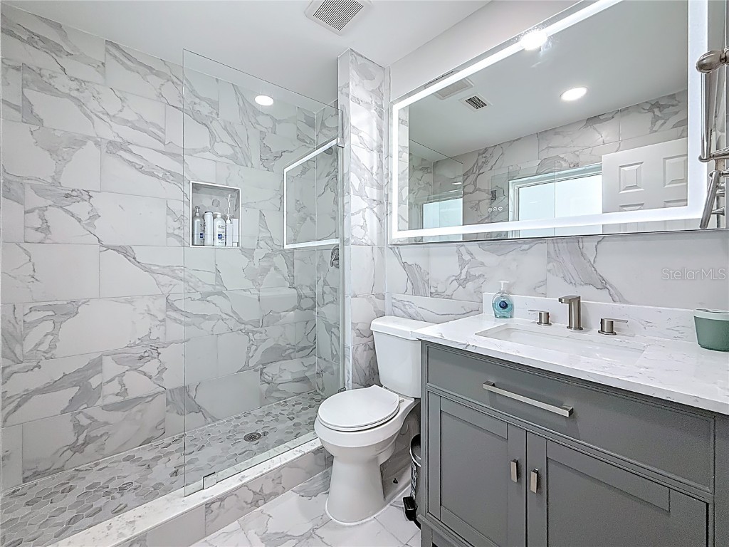 10709 Donbrese Avenue Tampa FL 33615 TB8453149 image27