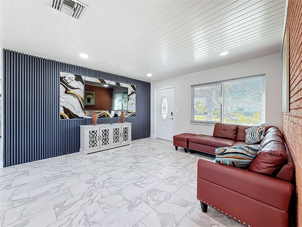 10709 Donbrese Avenue Tampa FL 33615 TB8453149 image5