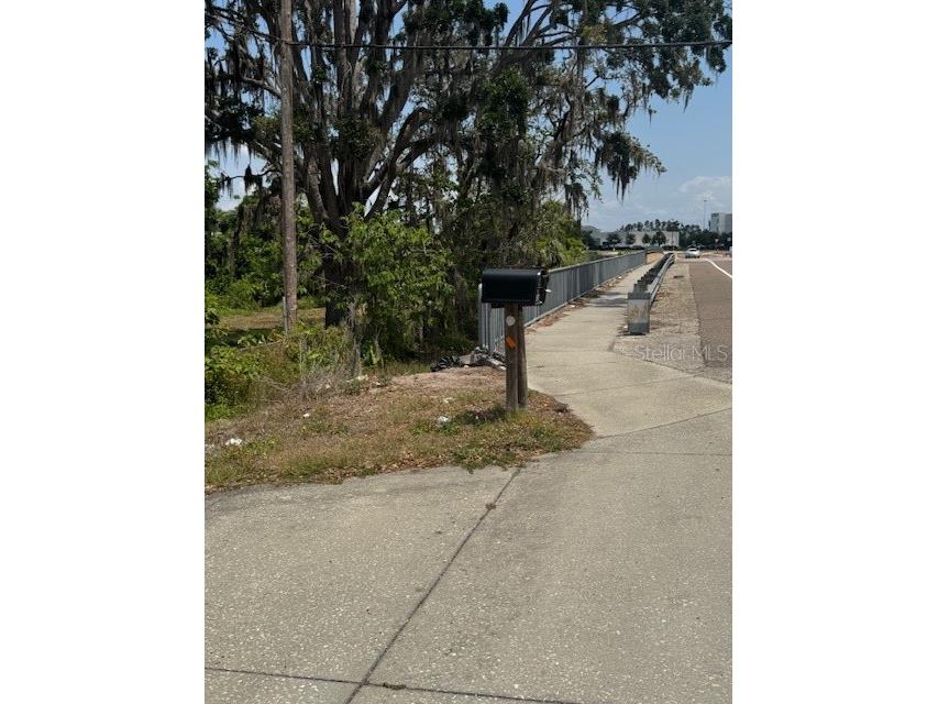 10709 E Bay Road Gibsonton FL 33534 TB8384557 image5