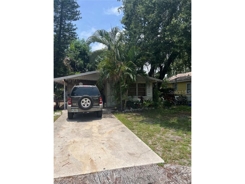 1071 Highland Street Sarasota FL 34234 A4575541 image1