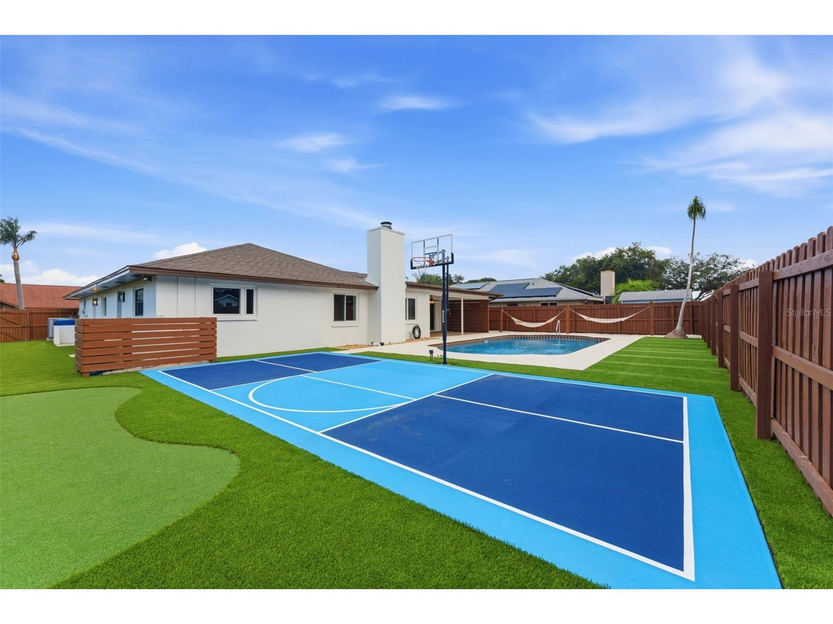 10711 Frances Ln Largo FL 33774 TB8523132 image2