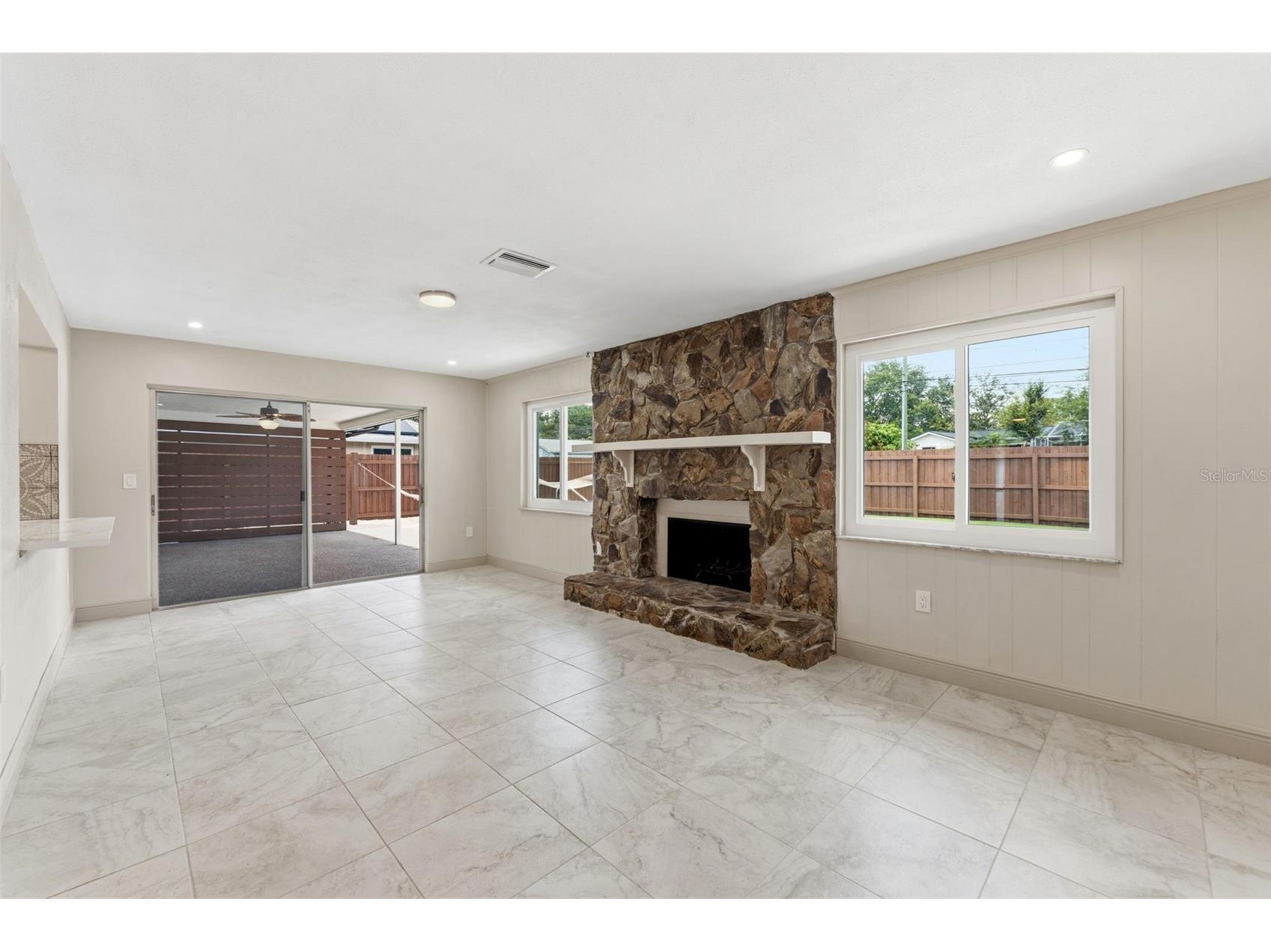 10711 Frances Ln Largo FL 33774 TB8523132 image21