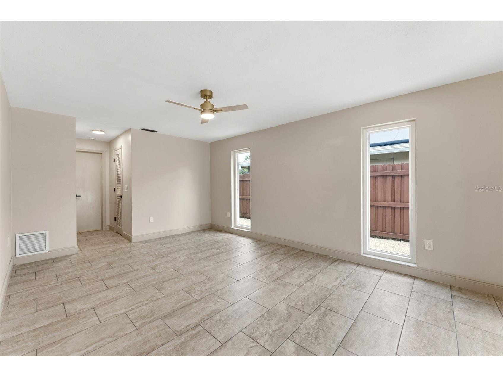 10711 Frances Ln Largo FL 33774 TB8523132 image22