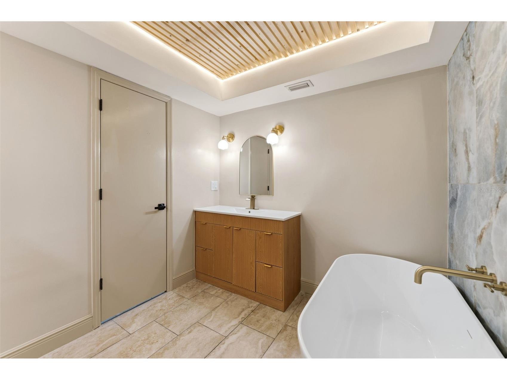 10711 Frances Ln Largo FL 33774 TB8523132 image28