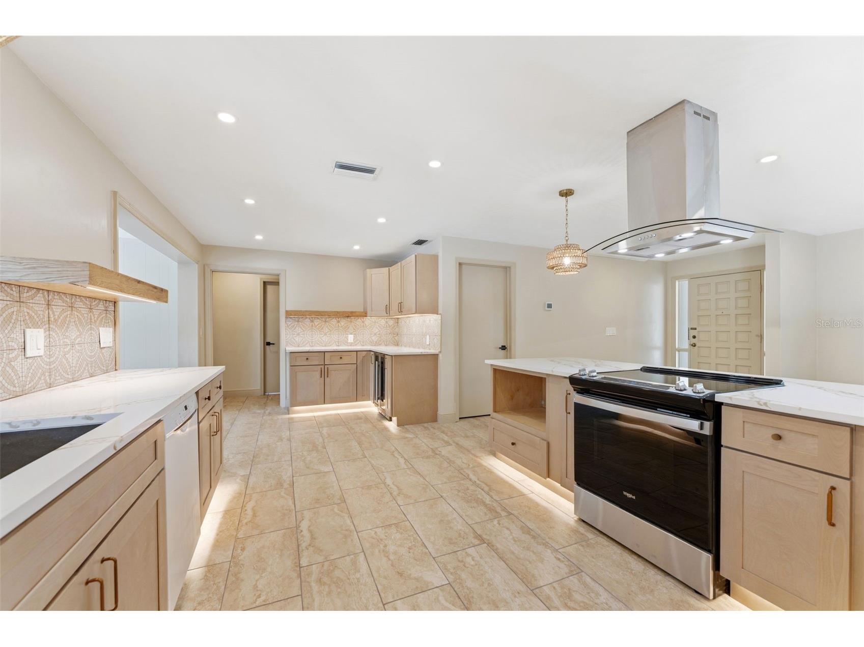 10711 Frances Ln Largo FL 33774 TB8523132 image4