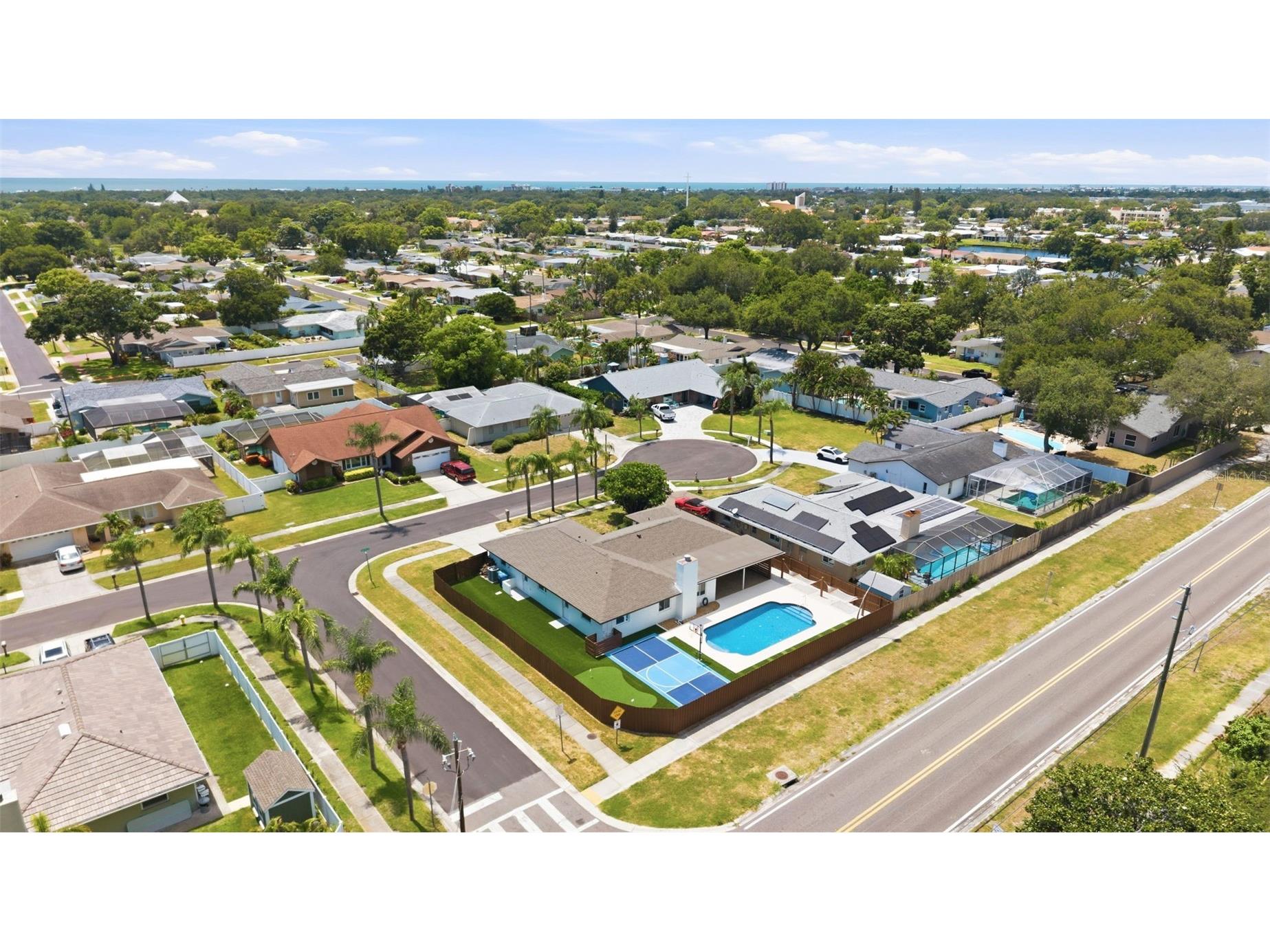 10711 Frances Ln Largo FL 33774 TB8523132 image65