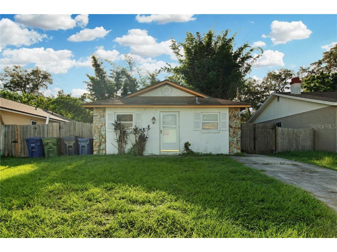 10713 N Hartts Drive Tampa FL 33617 T3541598 image1