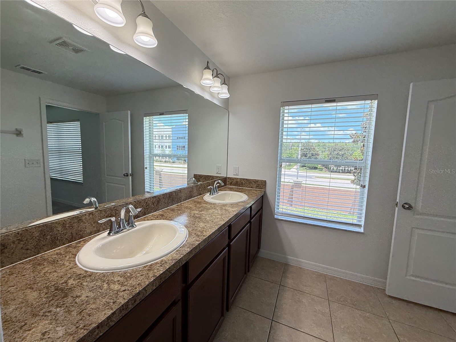 10713 Savannah Landing Circle Orlando FL 32832 S5154352 image13