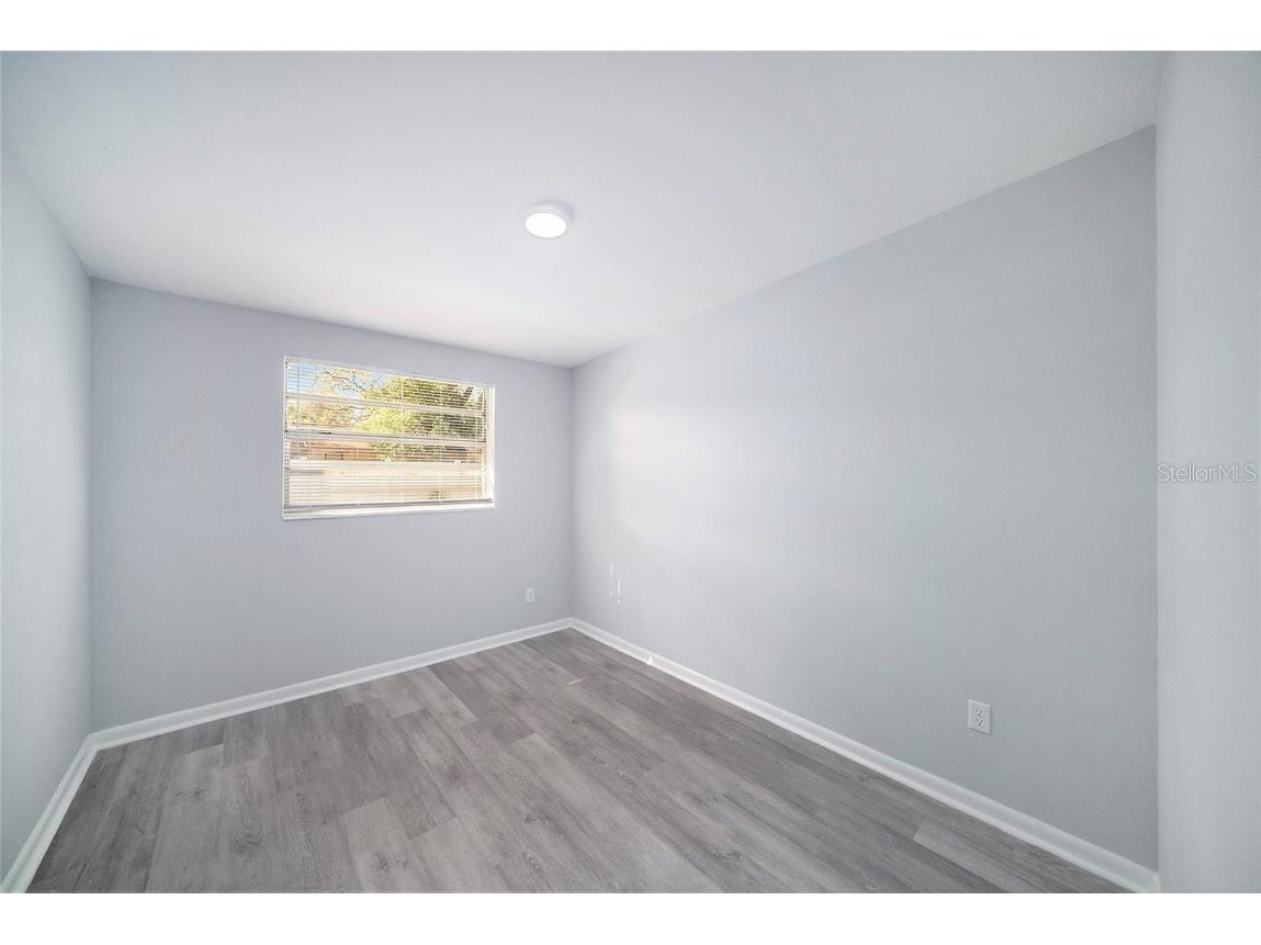 10714 N Central Avenue Tampa FL 33612 C7517473 image21