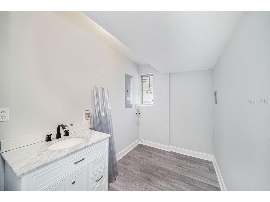 10714 N Central Avenue Tampa FL 33612 C7517473 image27