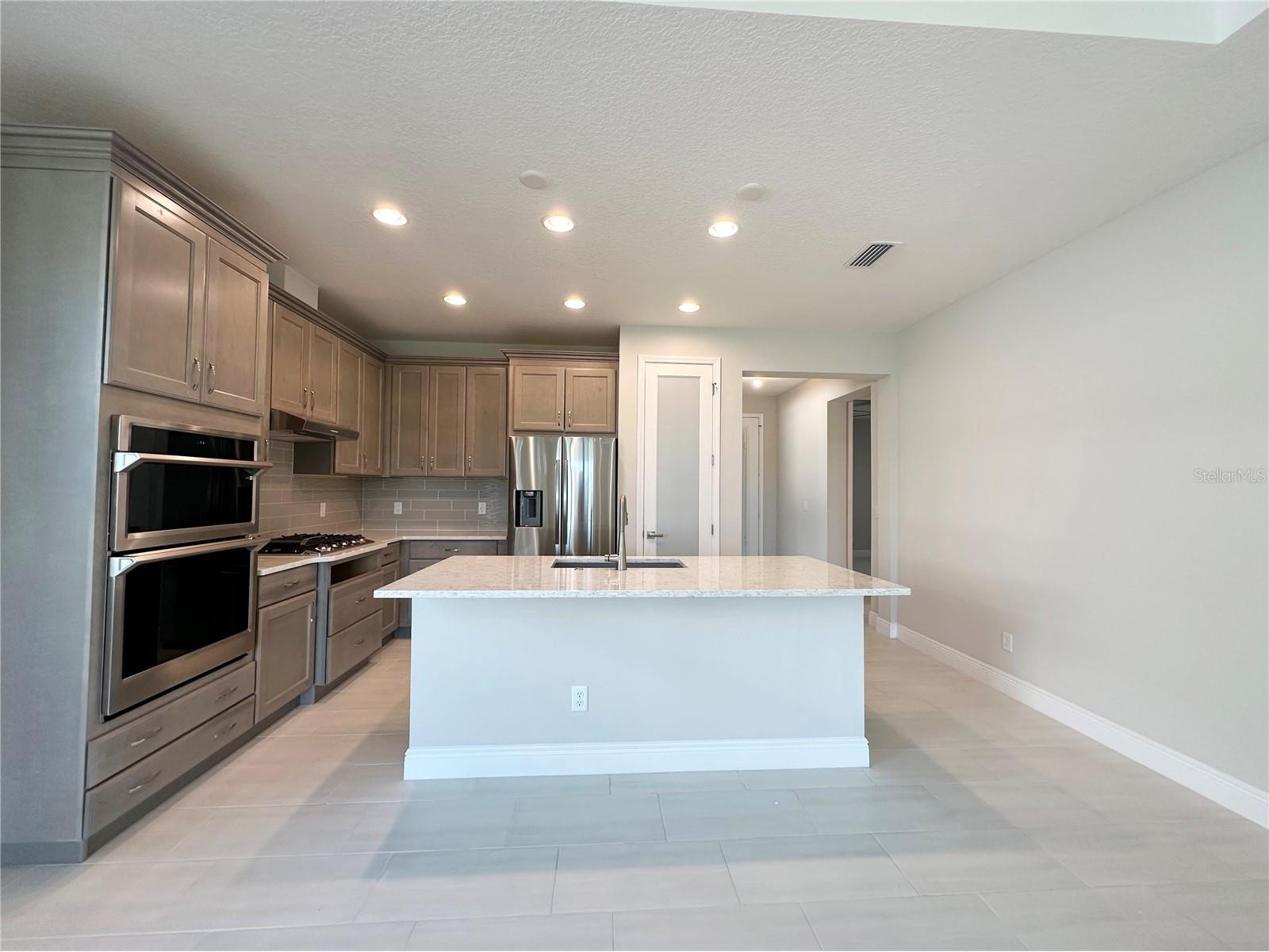 10716 Klee Avenue Bradenton FL 34212 A4693052 image6