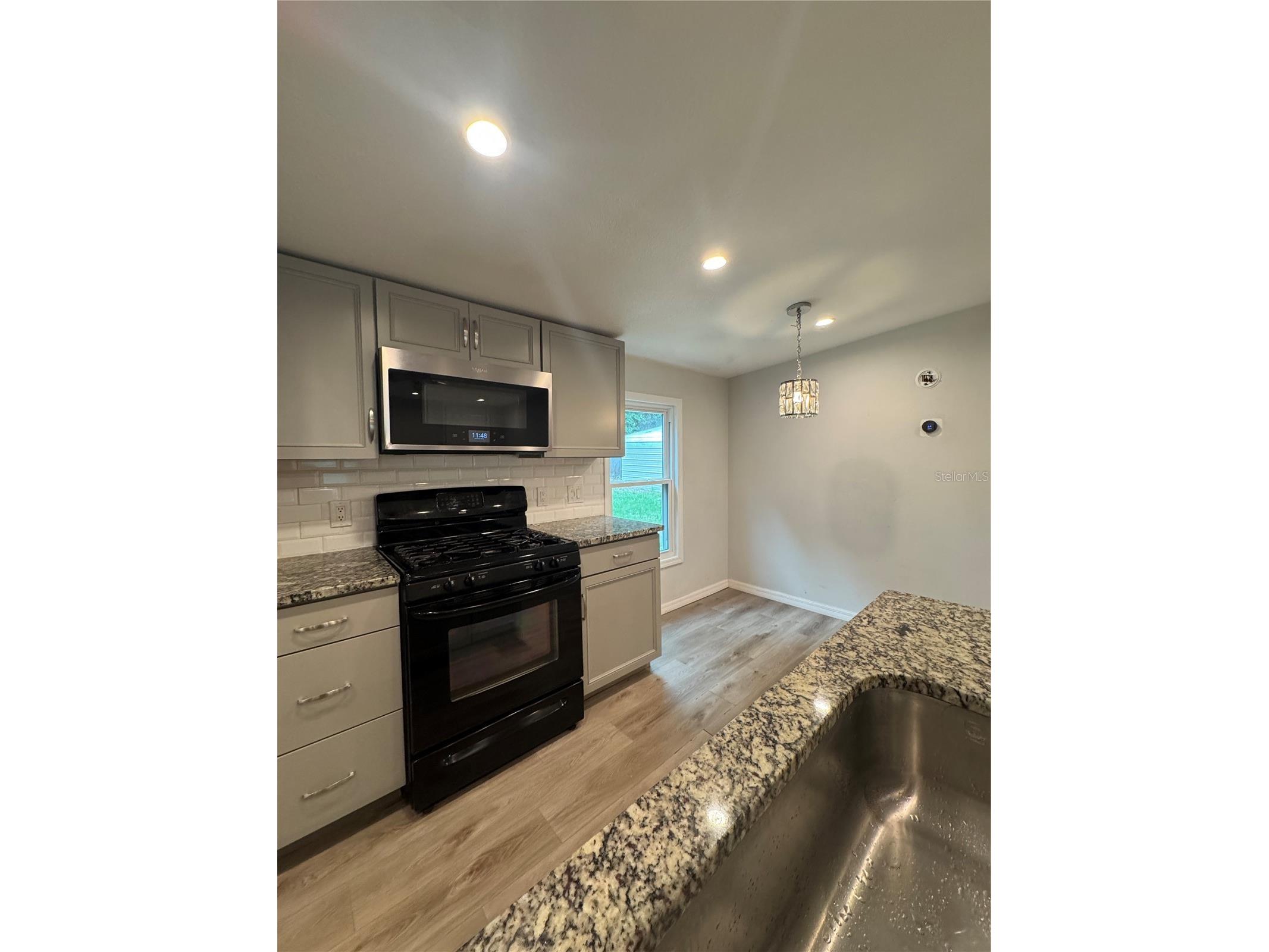 10717 SE 129th Street Belleview FL 34420 OM727374 image5