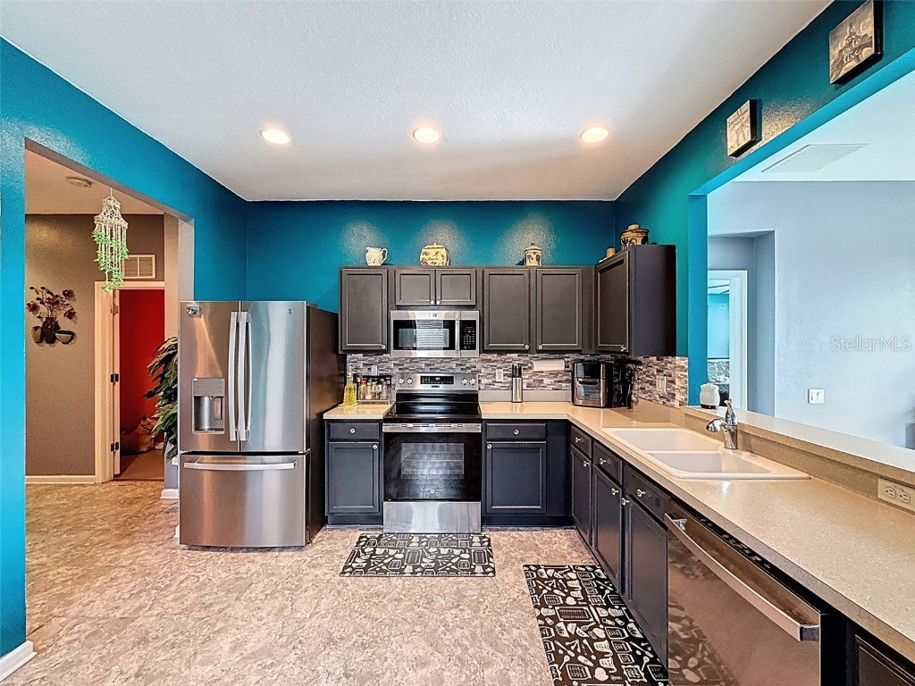 1072 Hill Flower Drive Brooksville FL 34604 C7514608 image8