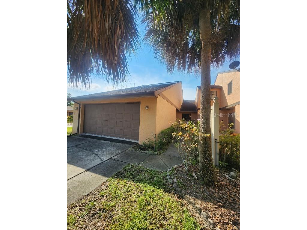 1072 Island Way Leesburg FL 34748 G5073939 image1