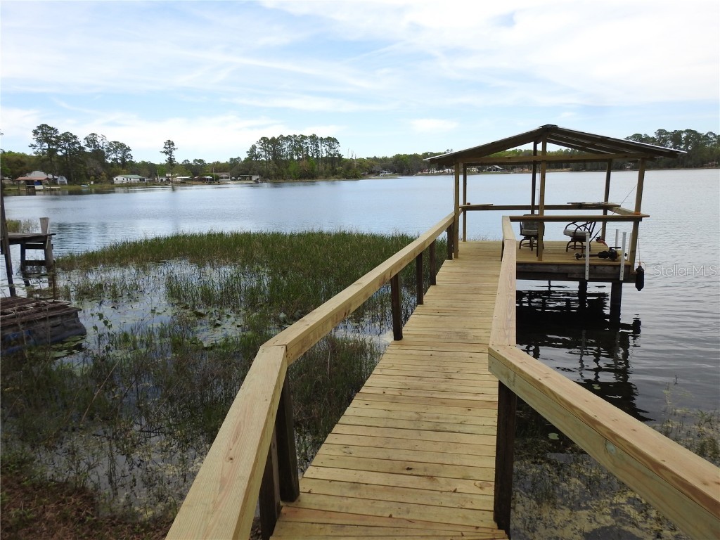 1072 State Road 20 Interlachen FL 32148 - Mirror Lake A4603581 image1