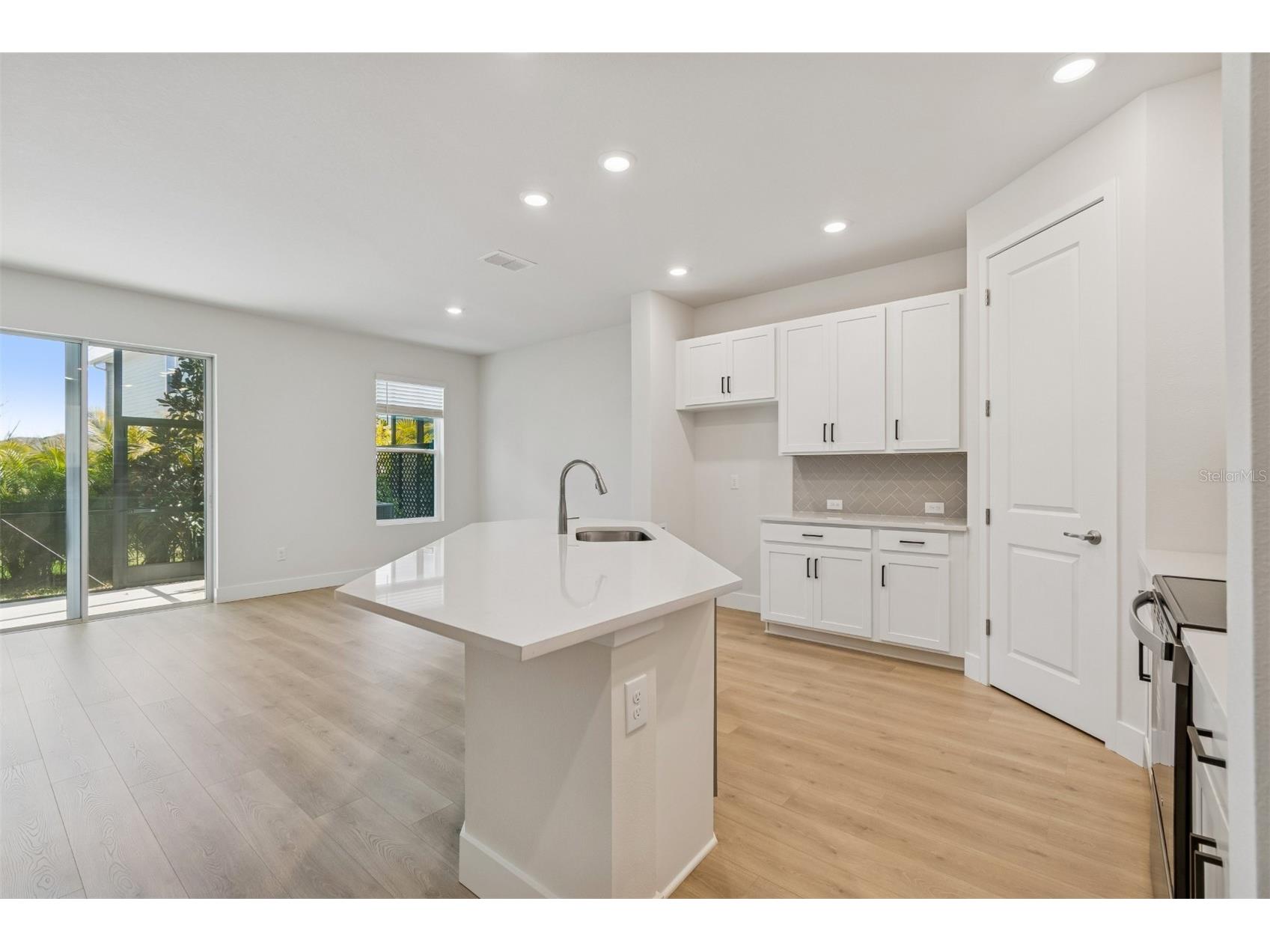 10720 Oak Bend Drive Parrish FL 34219 TB8495966 image4