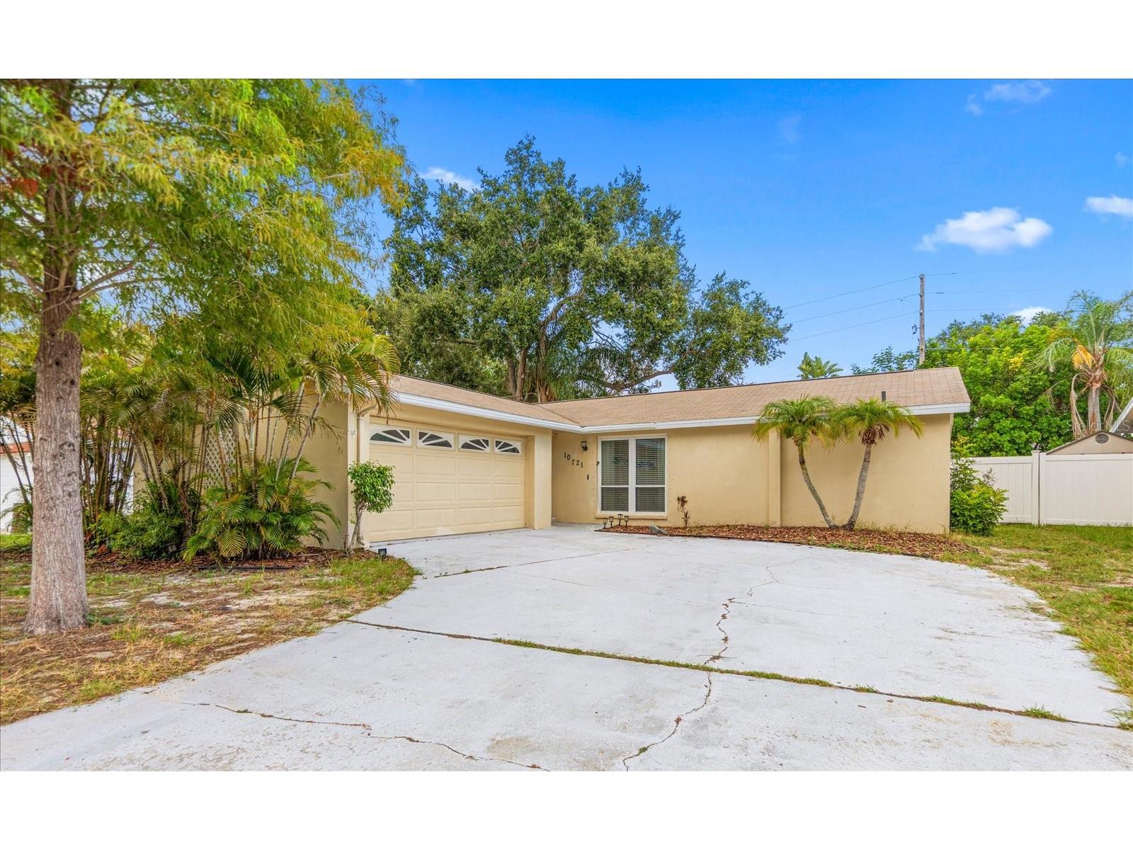 10721 119th Street Seminole FL 33778 TB8527299 image1