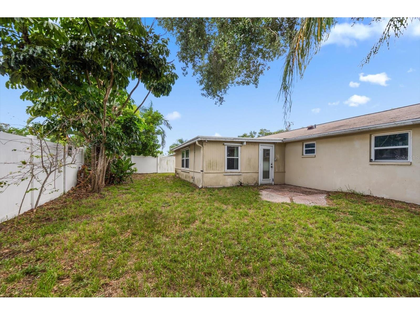 10721 119th Street Seminole FL 33778 TB8527299 image24
