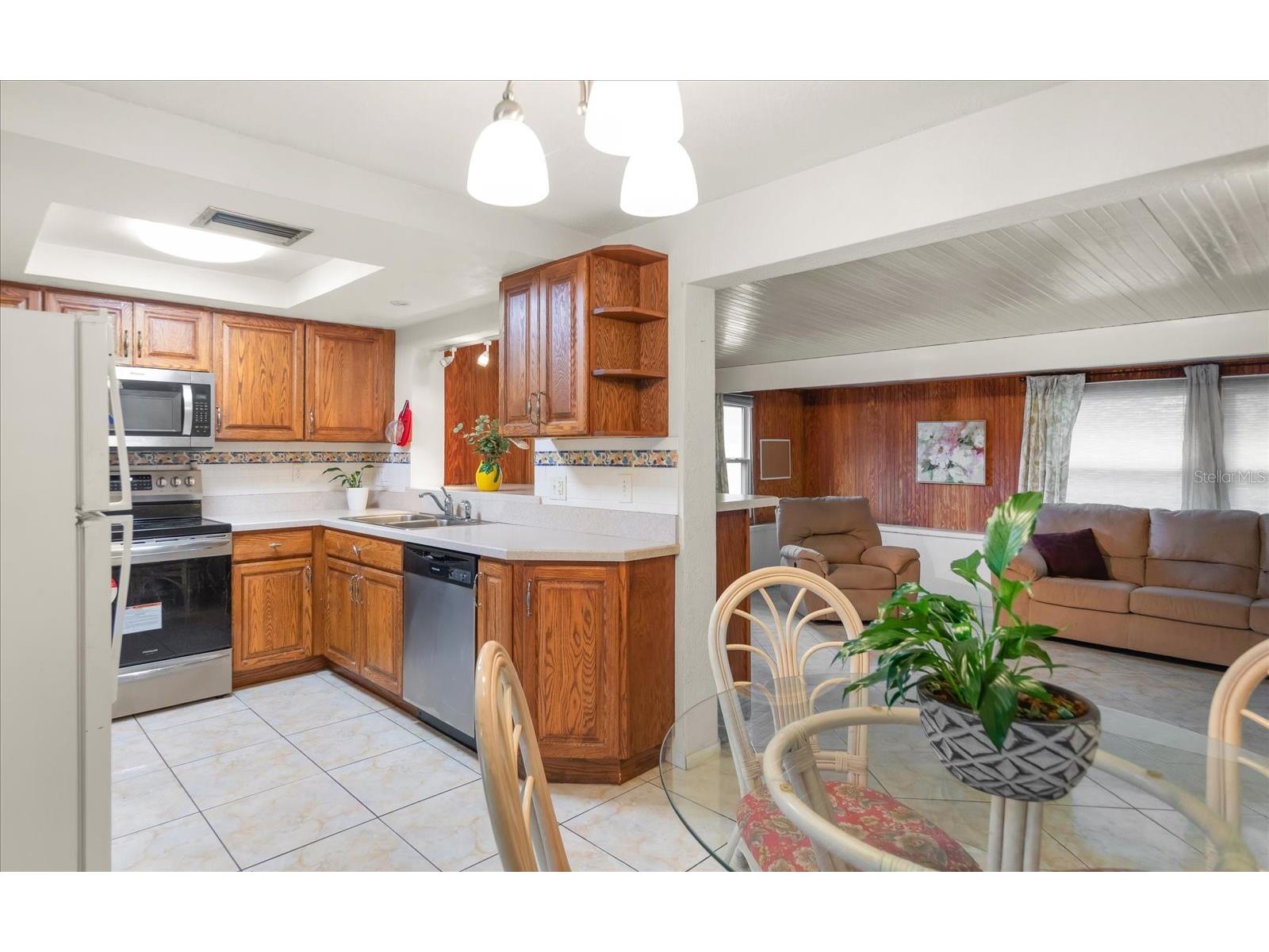 10721 119th Street Seminole FL 33778 TB8527299 image9