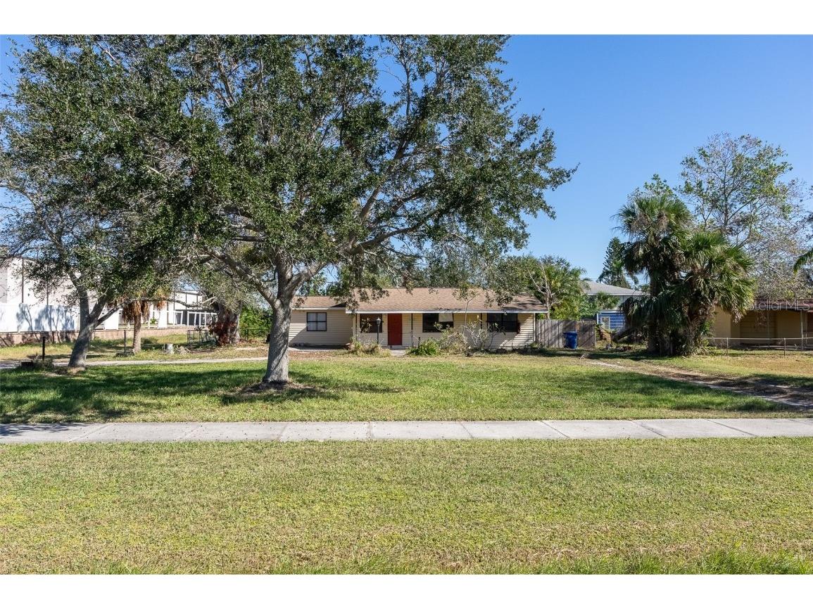 10721 Snug Harbor Road NE Saint Petersburg FL 33702 TB8332676 image1