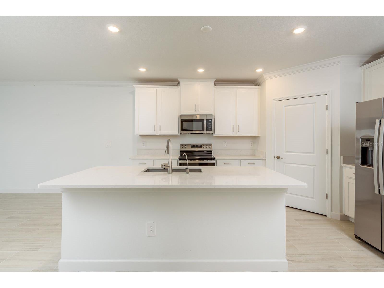 10728 Gable Dig Loop San Antonio FL 33576 TB8469699 image4