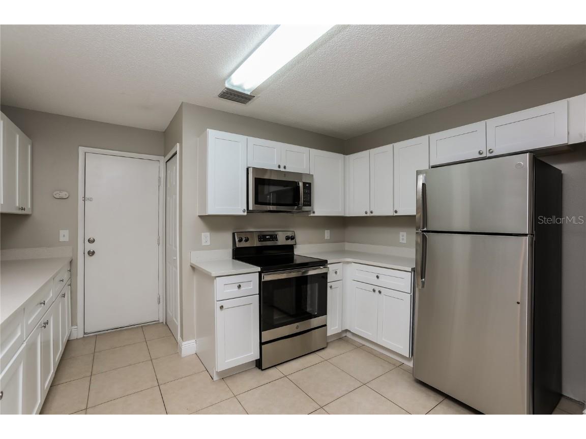 10729 Satinwood Circle Orlando FL 32825 O6365823 image4